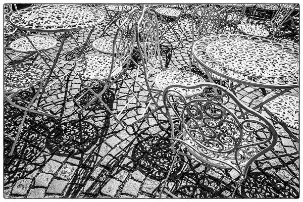 Bibikow, Walter 아티스트의 Sweden-Vastragotland and Bohuslan-Gothenburg-outdoor table and chairs작품입니다.